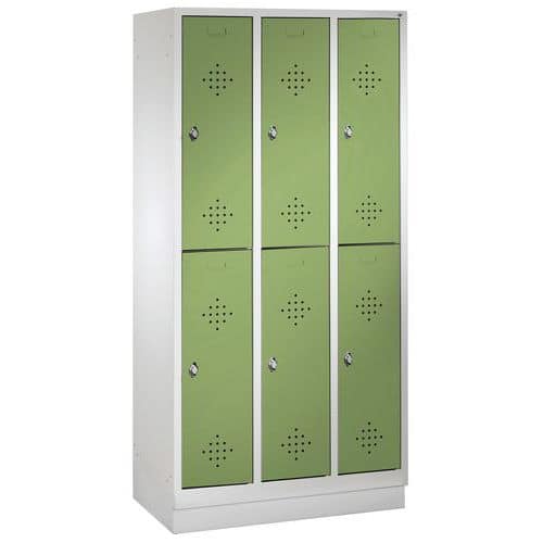 Schrank, Spind Serie S2000 Classic, mit zwei Fächern und Sockel